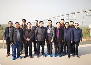 河南糧油機電產(chǎn)業(yè)協(xié)會各企業(yè)赴鶴壁中鶴集團參觀學(xué)習(xí)