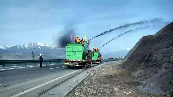 客土噴播機噴混植生技術