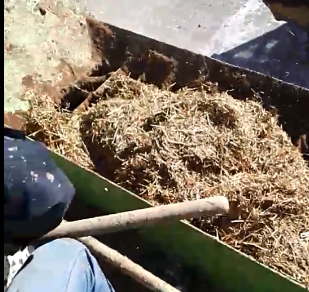 河南恒睿客土噴播機噴播秸稈類纖維效果 河南恒睿客土噴播機噴播秸稈類纖維效果