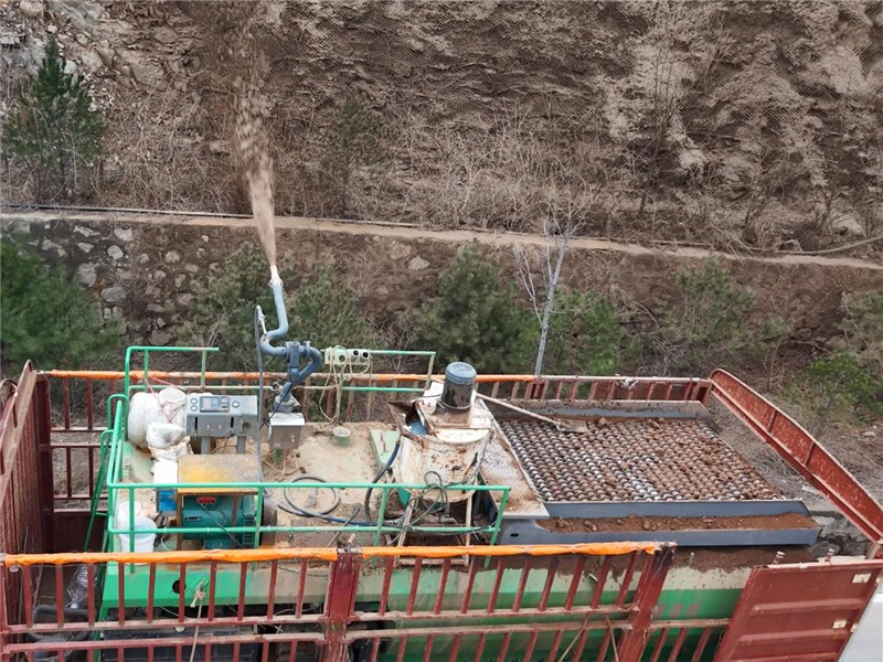 恒睿快速智能遙控團粒噴播機：自動化升級，邊坡綠化行業新變革