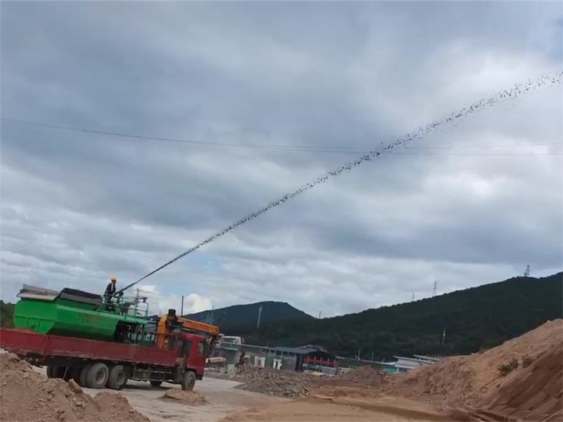 快速智能遙控團粒噴播機：順應自動化趨勢，引領綠化施工革新